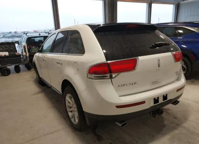 Photo 2 VIN: 2LMDJ8JK7DBL22281 - LINCOLN MKX 