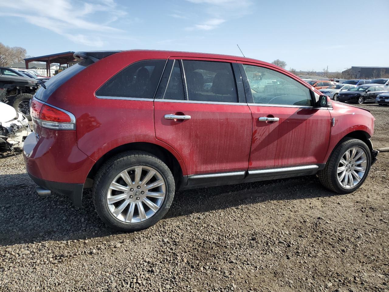 Photo 2 VIN: 2LMDJ8JK7EBL18717 - LINCOLN MKX 