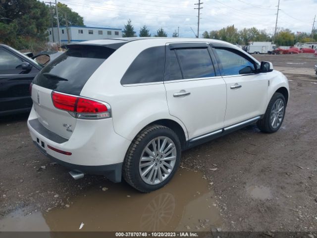 Photo 3 VIN: 2LMDJ8JK8BBJ00345 - LINCOLN MKX 