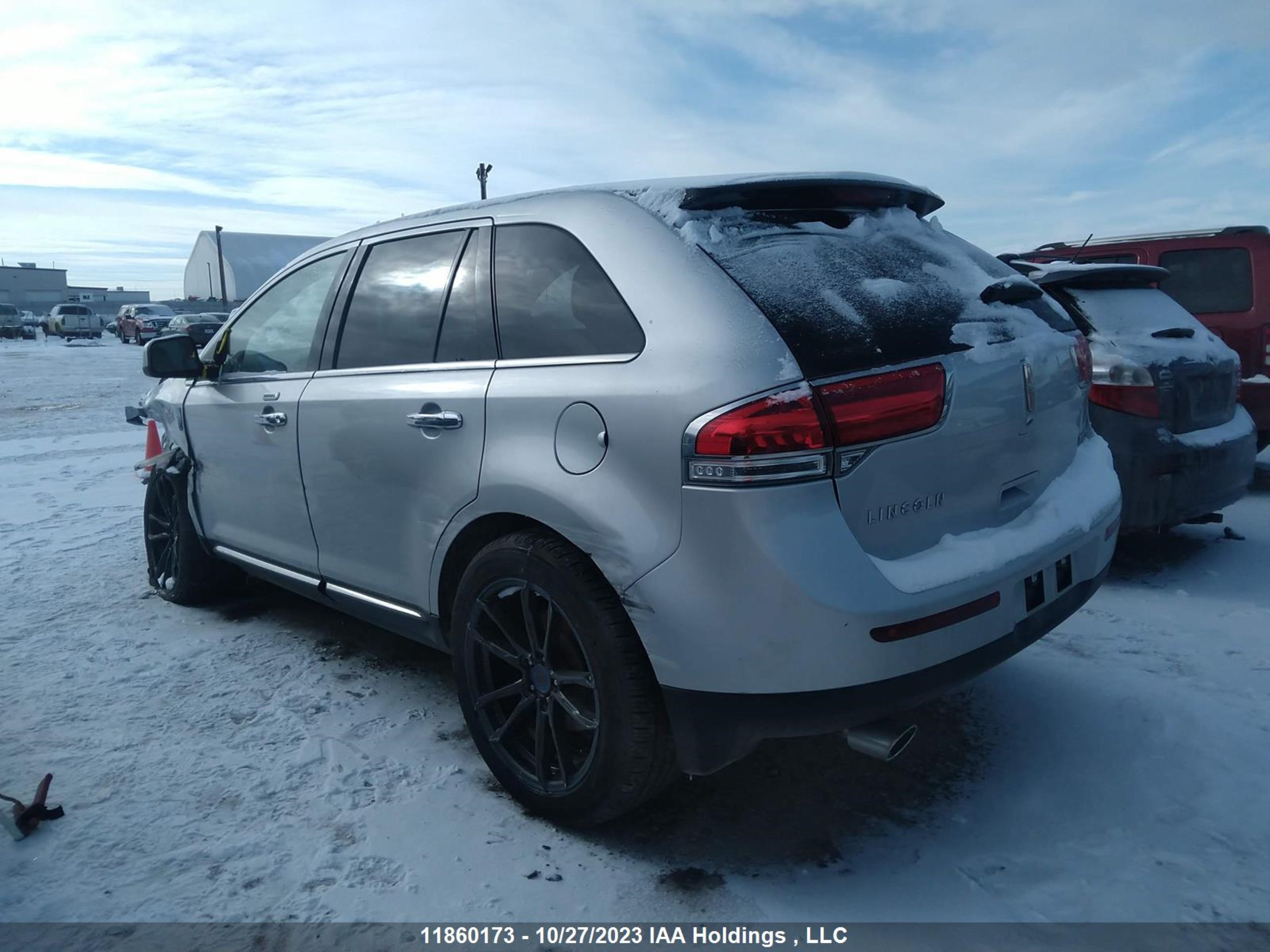 Photo 2 VIN: 2LMDJ8JK8BBJ10695 - LINCOLN MKX 