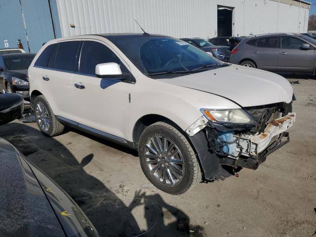 Photo 3 VIN: 2LMDJ8JK8BBJ13547 - LINCOLN MKX 