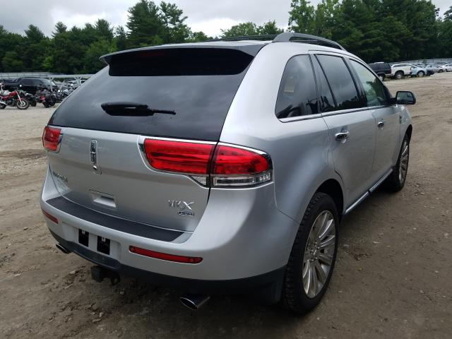 Photo 3 VIN: 2LMDJ8JK8BBJ23057 - LINCOLN MKX 