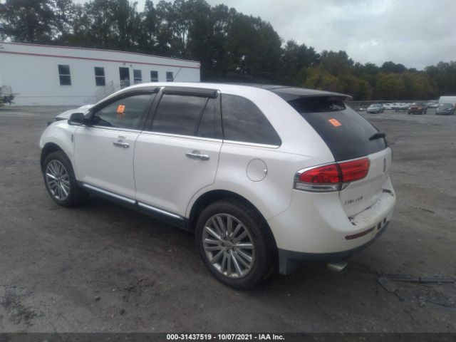 Photo 2 VIN: 2LMDJ8JK8BBJ25584 - LINCOLN MKX 