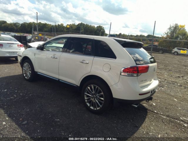 Photo 2 VIN: 2LMDJ8JK8CBL00269 - LINCOLN MKX 