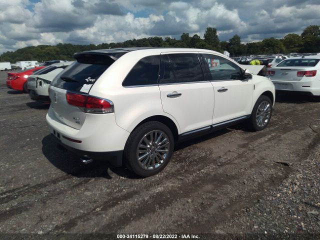 Photo 3 VIN: 2LMDJ8JK8CBL00269 - LINCOLN MKX 