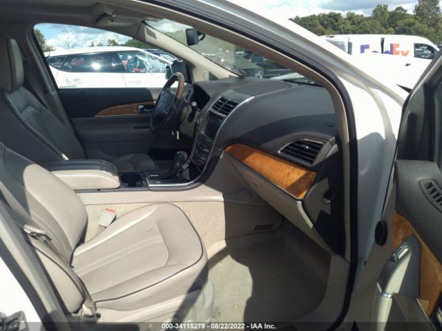 Photo 4 VIN: 2LMDJ8JK8CBL00269 - LINCOLN MKX 