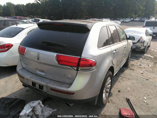 Photo 3 VIN: 2LMDJ8JK8CBL04094 - LINCOLN MKX 