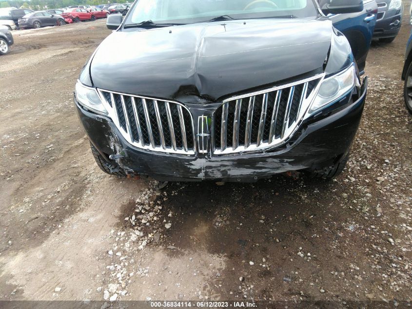 Photo 5 VIN: 2LMDJ8JK8DBL10012 - LINCOLN MKX 