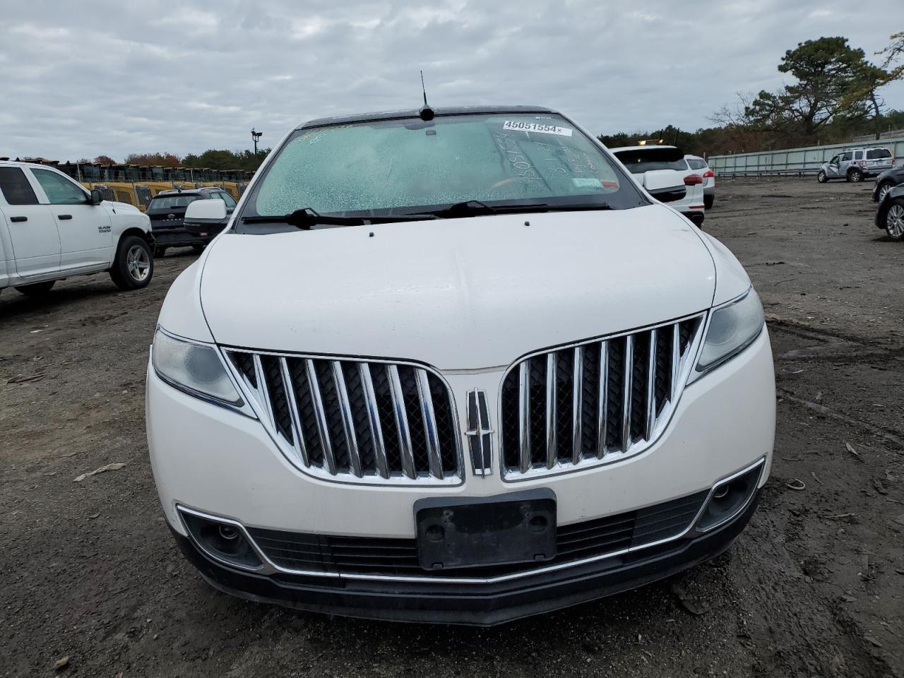 Photo 4 VIN: 2LMDJ8JK8DBL38943 - LINCOLN MKX 