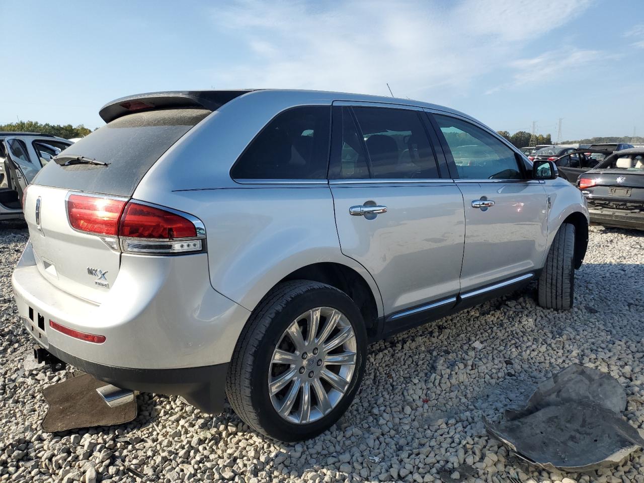 Photo 2 VIN: 2LMDJ8JK8EBL01425 - LINCOLN MKX 