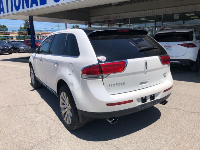 Photo 2 VIN: 2LMDJ8JK8EBL11615 - LINCOLN MKX 