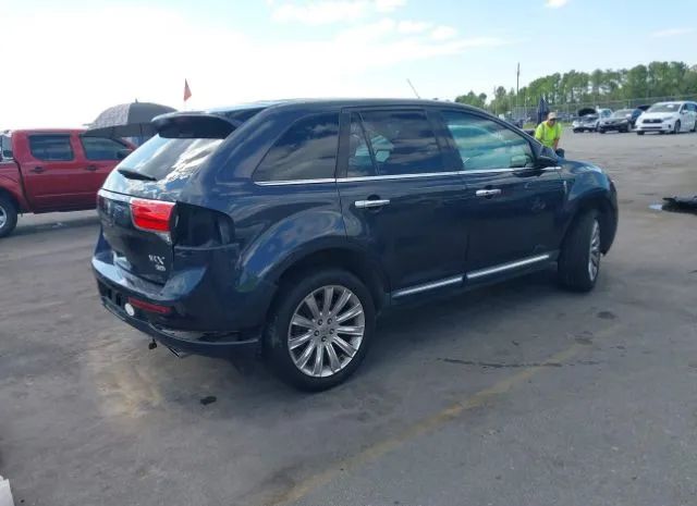 Photo 3 VIN: 2LMDJ8JK8EBL15471 - LINCOLN MKX 