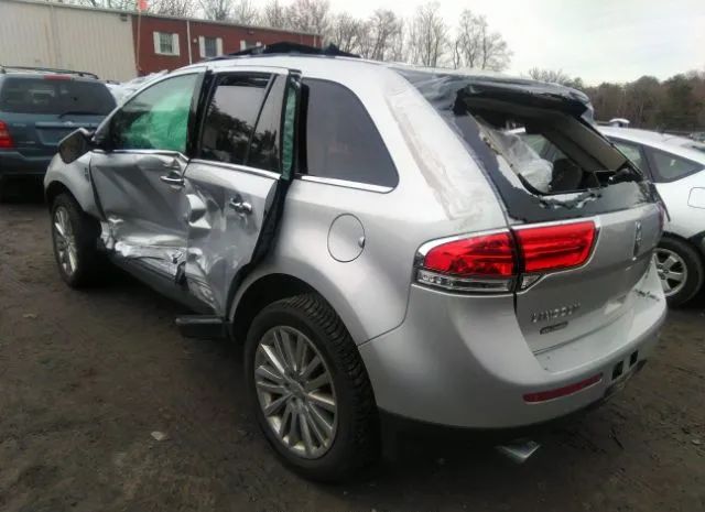 Photo 2 VIN: 2LMDJ8JK8FBL22681 - LINCOLN MKX 