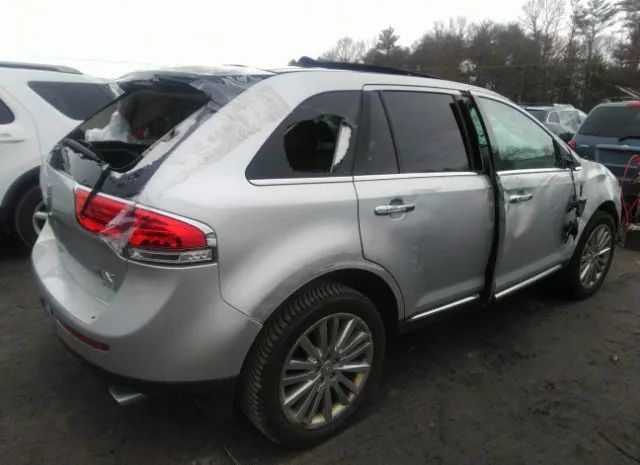 Photo 3 VIN: 2LMDJ8JK8FBL22681 - LINCOLN MKX 