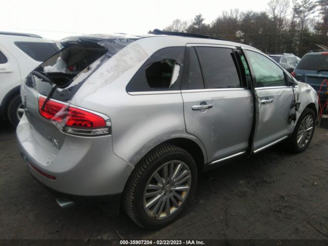 Photo 3 VIN: 2LMDJ8JK8FBL22681 - LINCOLN MKX 