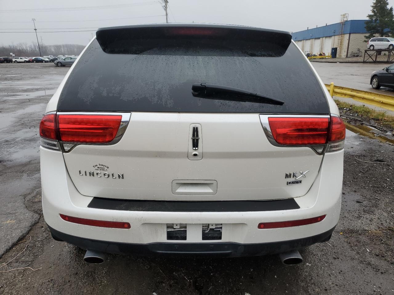 Photo 5 VIN: 2LMDJ8JK8FBL31557 - LINCOLN MKX 