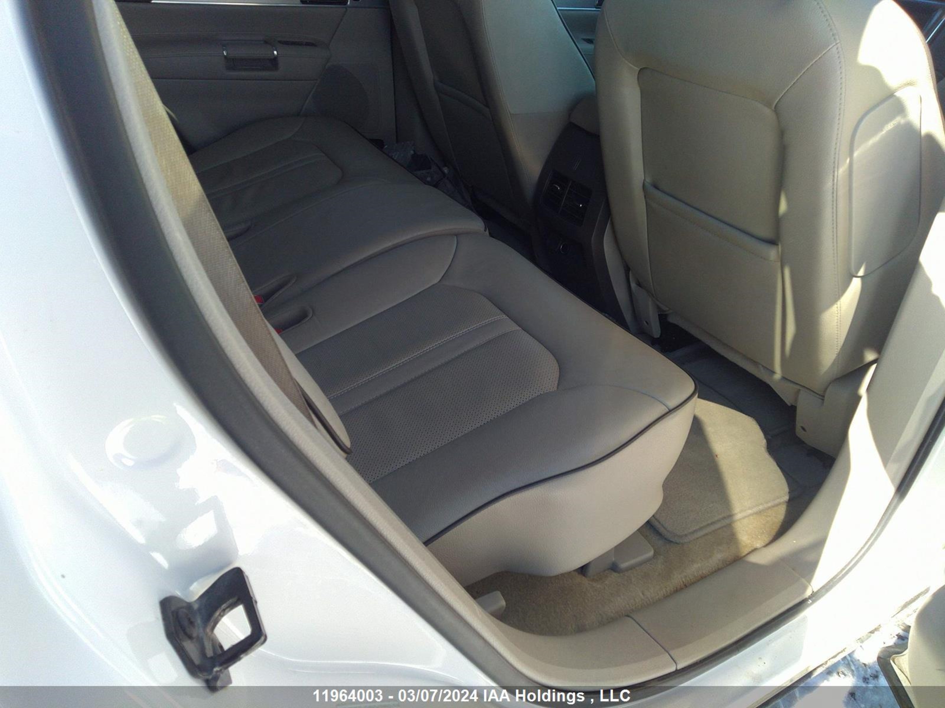 Photo 7 VIN: 2LMDJ8JK8FBL32563 - LINCOLN MKX 