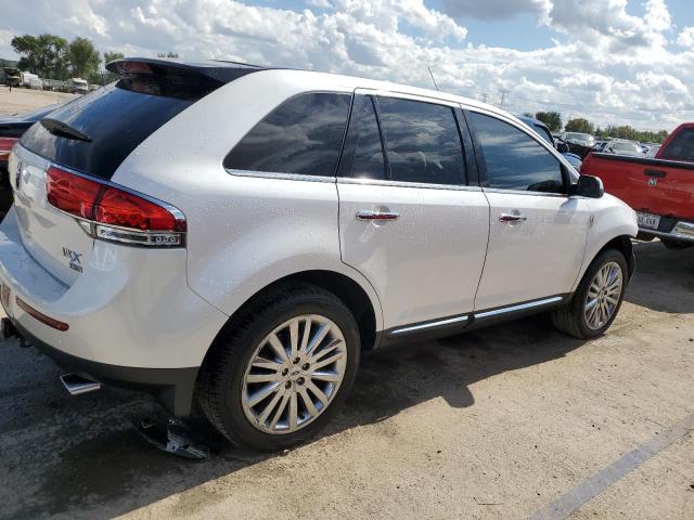 Photo 2 VIN: 2LMDJ8JK9BBJ20393 - LINCOLN MKX 