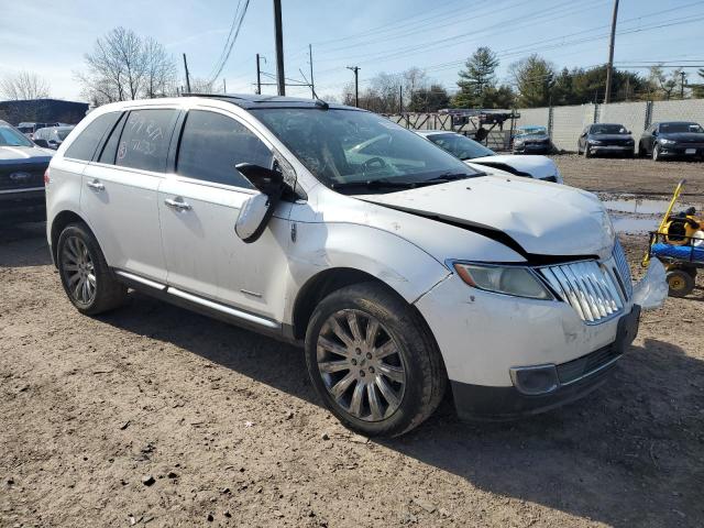 Photo 3 VIN: 2LMDJ8JK9BBJ26582 - LINCOLN MKX 