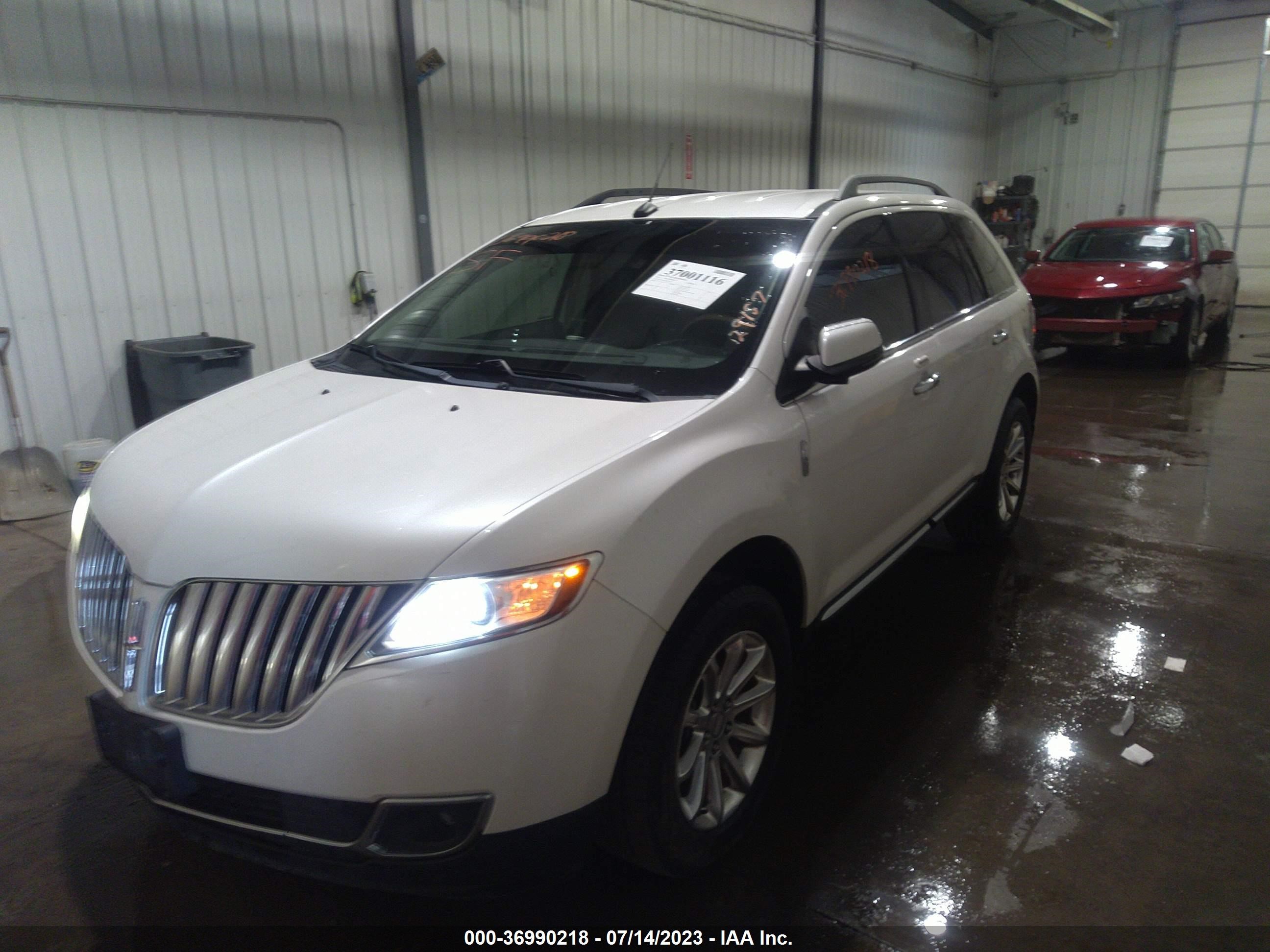 Photo 5 VIN: 2LMDJ8JK9CBL05626 - LINCOLN MKX 