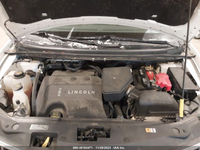 Photo 9 VIN: 2LMDJ8JK9CBL17324 - LINCOLN MKX 