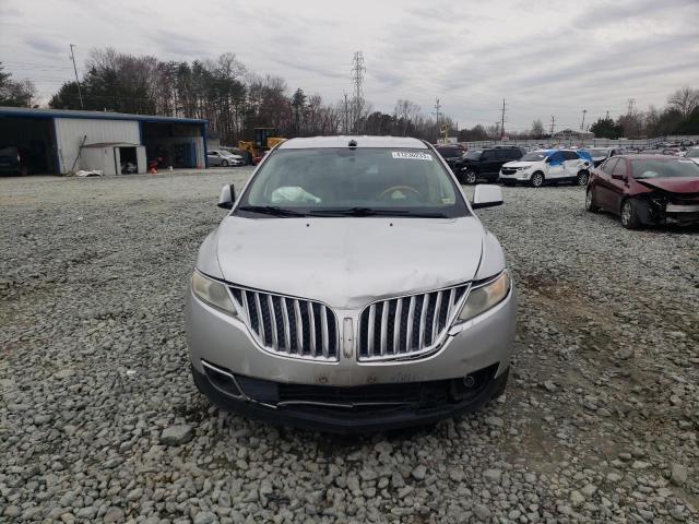 Photo 4 VIN: 2LMDJ8JKXBBJ07409 - LINCOLN MKX 