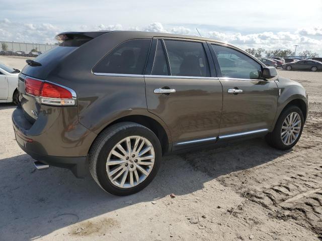 Photo 2 VIN: 2LMDJ8JKXBBJ16658 - LINCOLN MKX 