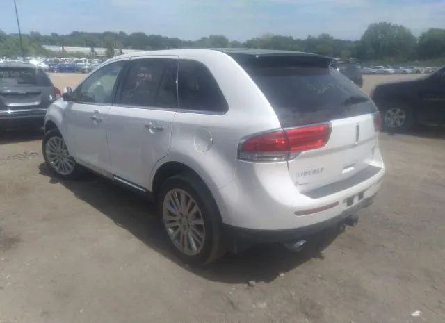 Photo 2 VIN: 2LMDJ8JKXBBJ21097 - LINCOLN MKX 