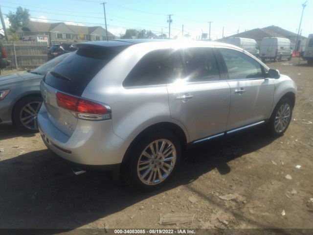 Photo 3 VIN: 2LMDJ8JKXBBJ23187 - LINCOLN MKX 