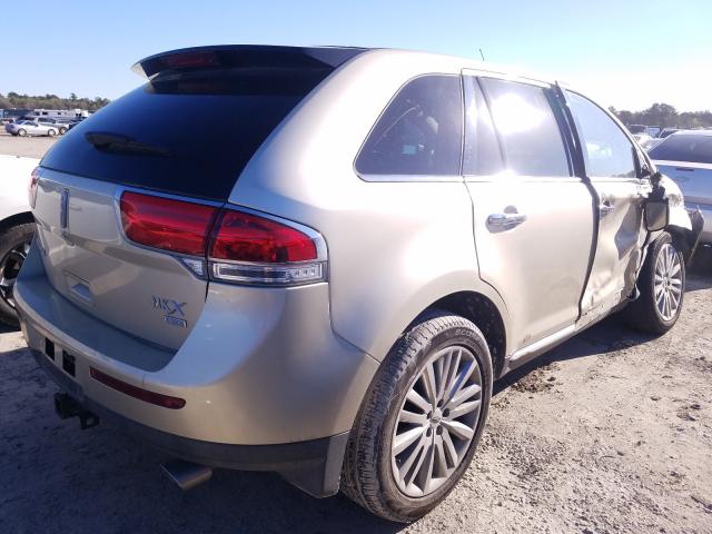 Photo 3 VIN: 2LMDJ8JKXBBJ28938 - LINCOLN MKX 