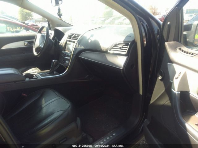 Photo 4 VIN: 2LMDJ8JKXBBJ34223 - LINCOLN MKX 