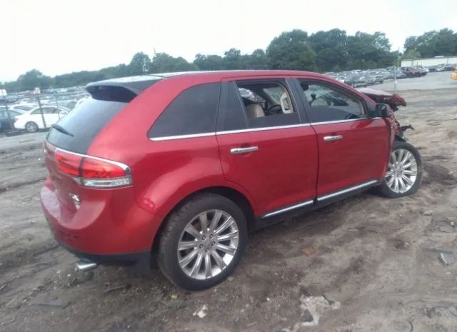 Photo 3 VIN: 2LMDJ8JKXCBL03075 - LINCOLN MKX 