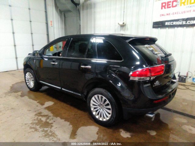 Photo 2 VIN: 2LMDJ8JKXDBL02557 - LINCOLN MKX 