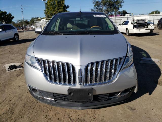 Photo 4 VIN: 2LMDJ8JKXEBL06481 - LINCOLN MKX 