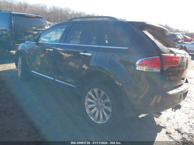 Photo 2 VIN: 2LMDJ8JKXFBL20639 - LINCOLN MKX 