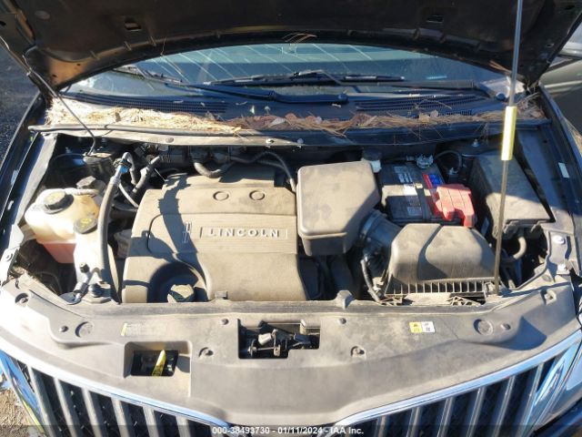 Photo 9 VIN: 2LMDJ8JKXFBL20639 - LINCOLN MKX 