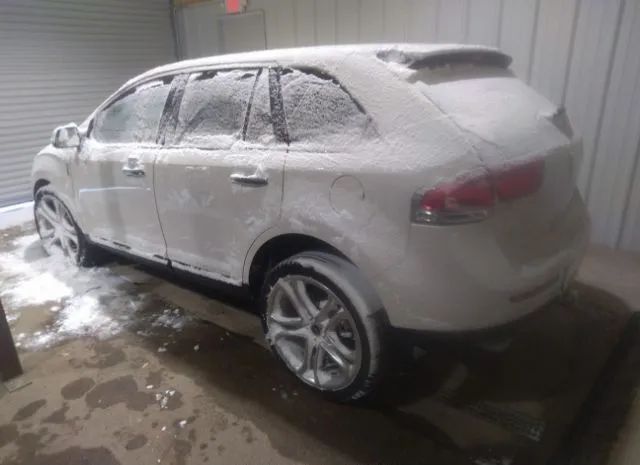 Photo 2 VIN: 2LMDJ8JKXFBL22617 - LINCOLN MKX 