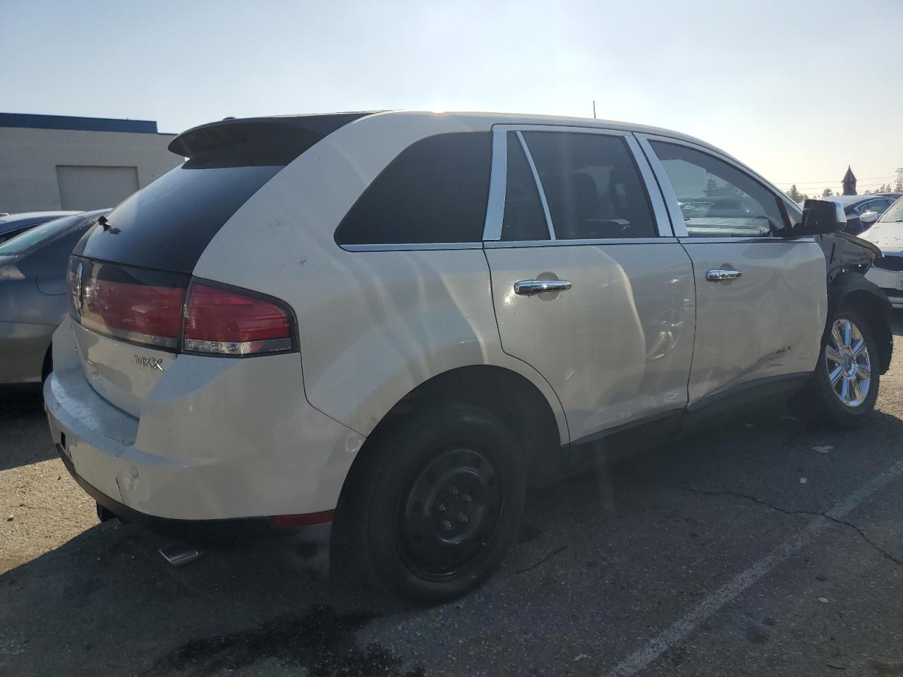 Photo 2 VIN: 2LMDU68C07BJ10515 - LINCOLN MKX 