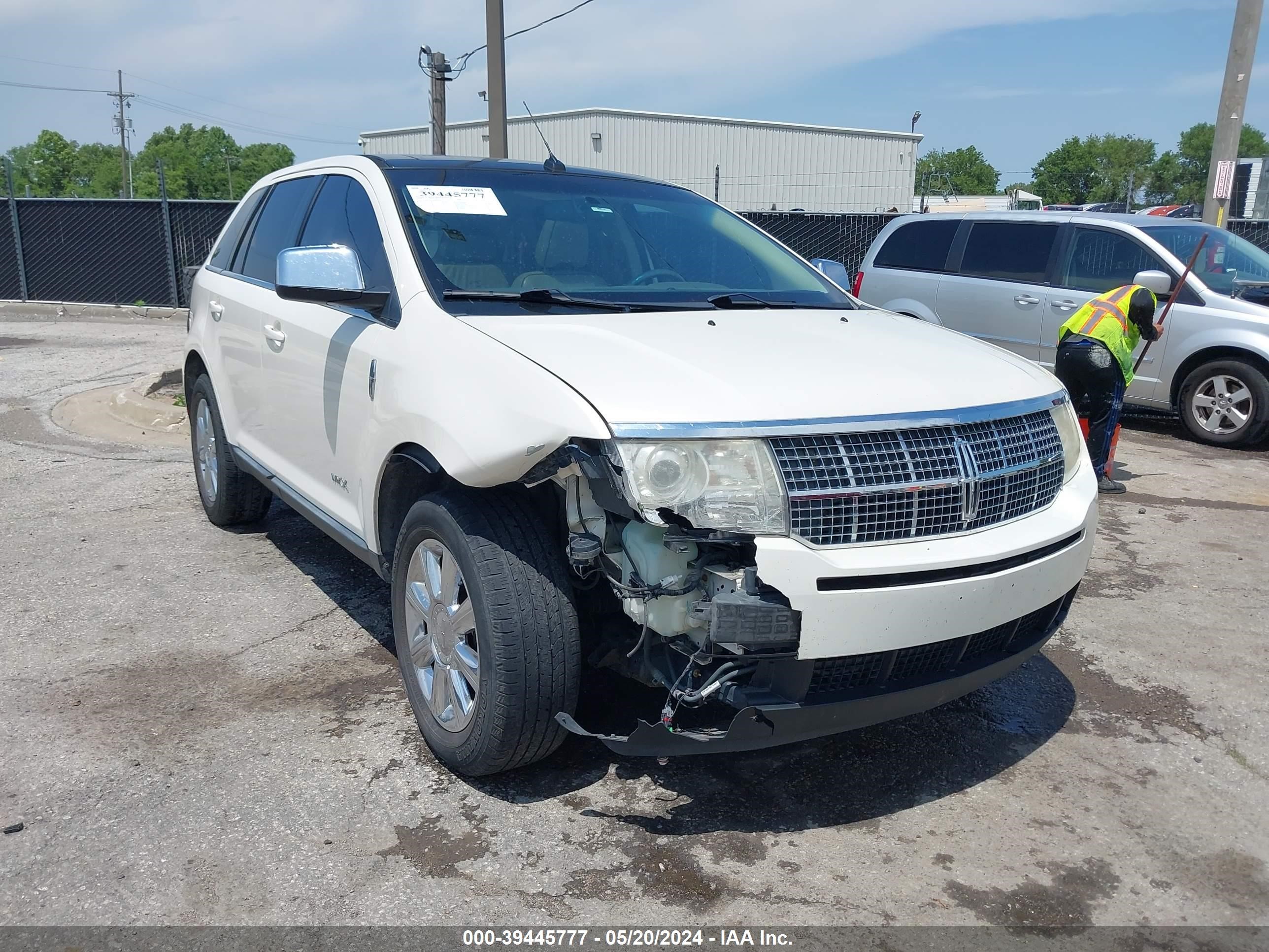 Photo 0 VIN: 2LMDU68C08BJ14436 - LINCOLN MKX 