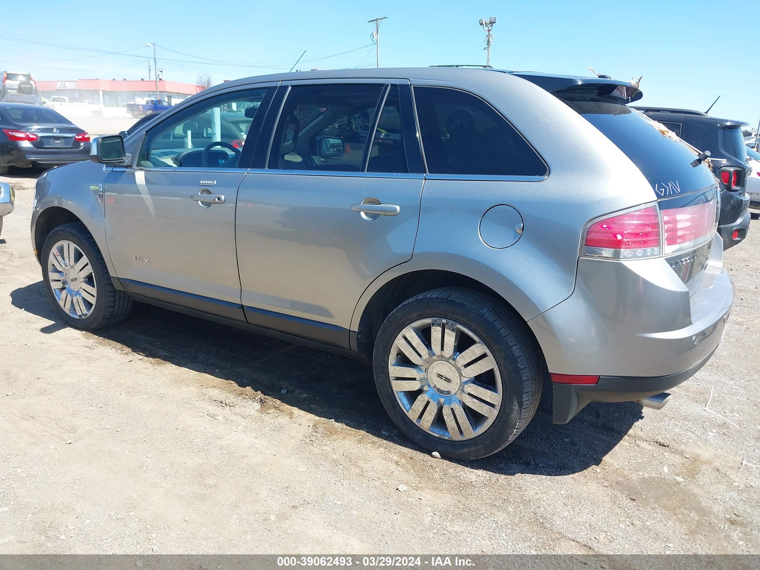 Photo 2 VIN: 2LMDU68C08BJ38056 - LINCOLN MKX 