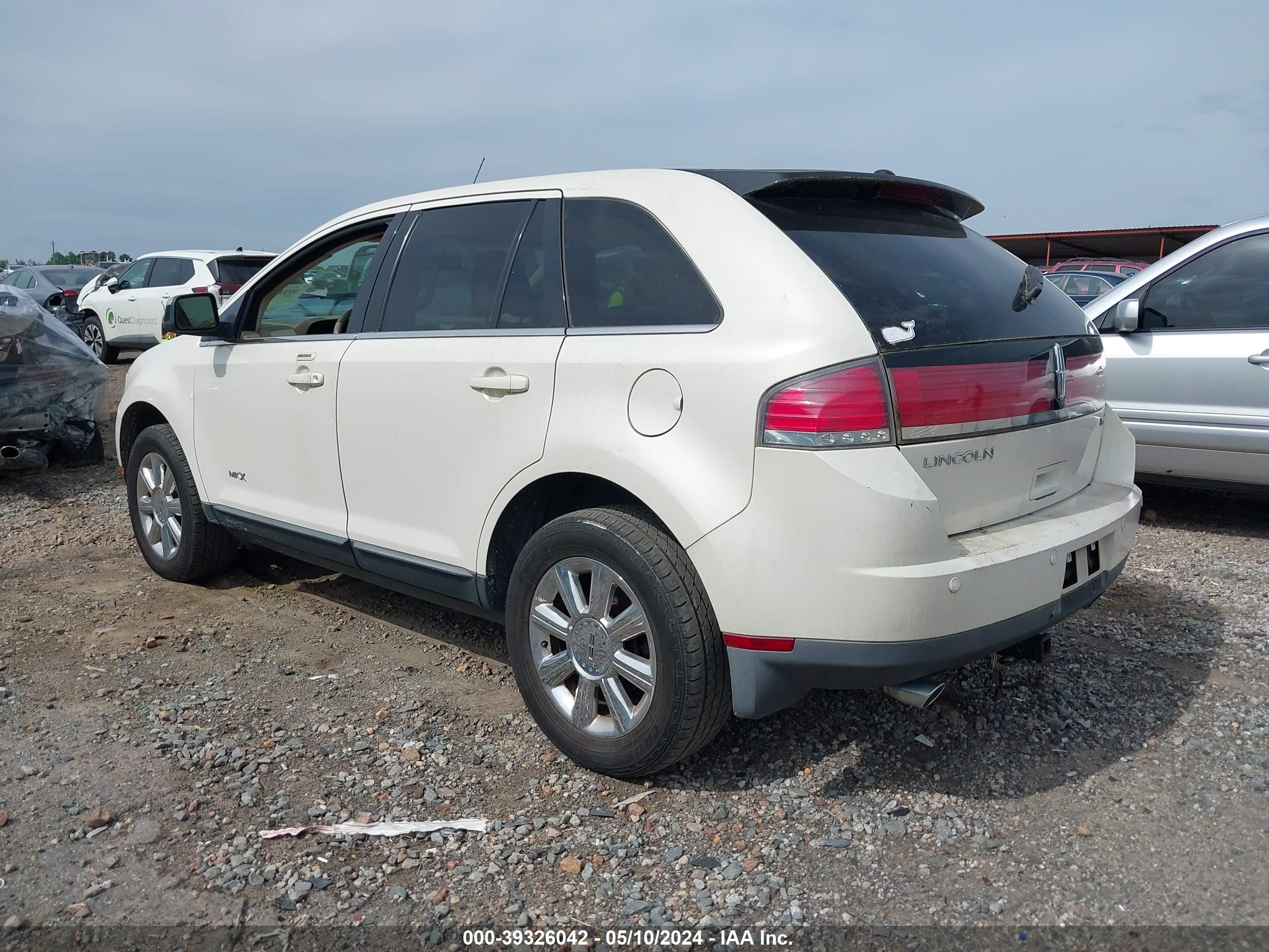 Photo 2 VIN: 2LMDU68C17BJ29641 - LINCOLN MKX 