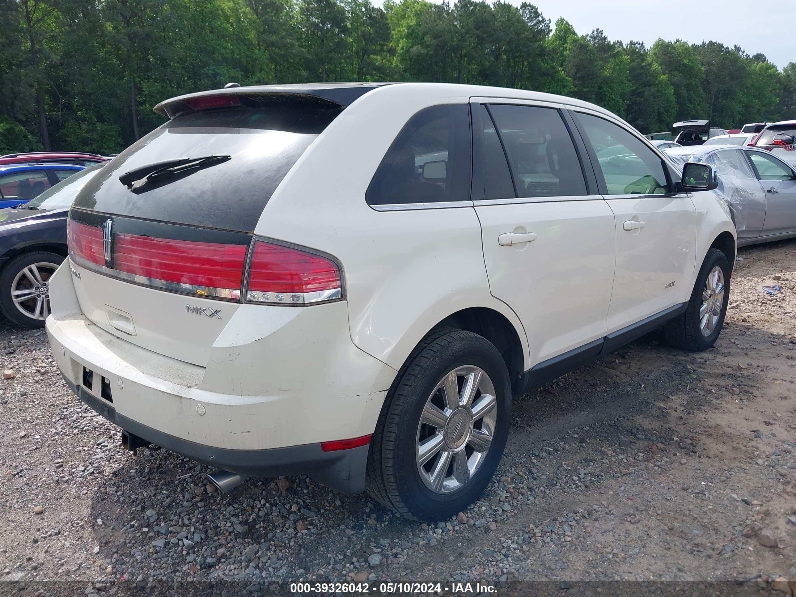 Photo 3 VIN: 2LMDU68C17BJ29641 - LINCOLN MKX 