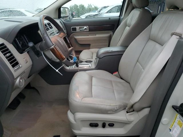 Photo 6 VIN: 2LMDU68C17BJ34001 - LINCOLN MKX 