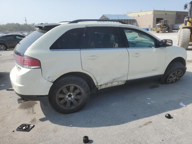 Photo 2 VIN: 2LMDU68C27BJ26781 - LINCOLN MKT 