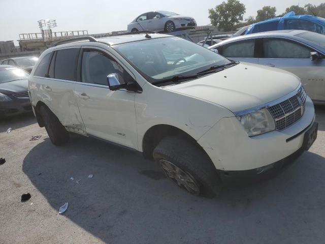 Photo 3 VIN: 2LMDU68C27BJ26781 - LINCOLN MKT 