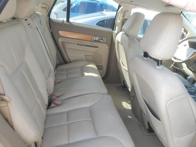 Photo 9 VIN: 2LMDU68C27BJ26781 - LINCOLN MKT 