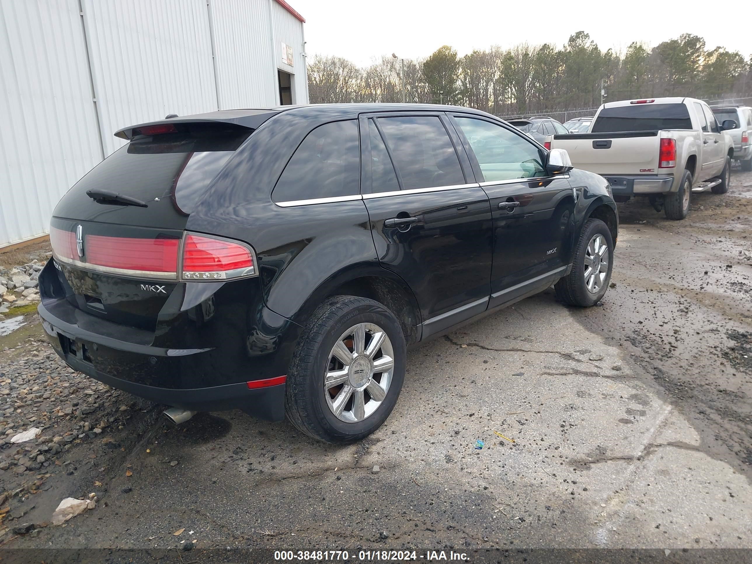 Photo 3 VIN: 2LMDU68C28BJ33120 - LINCOLN MKX 