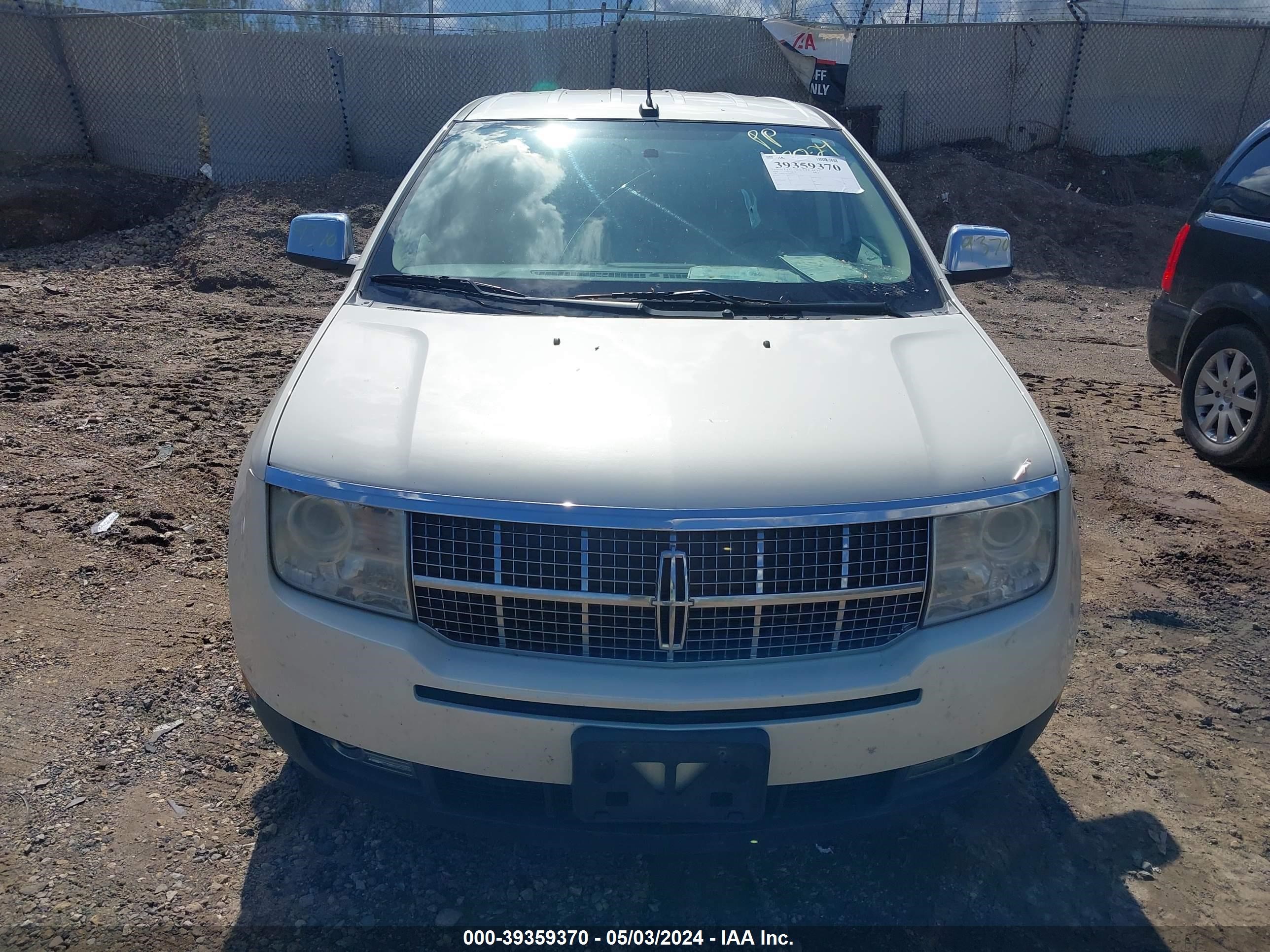 Photo 5 VIN: 2LMDU68C58BJ38473 - LINCOLN MKX 