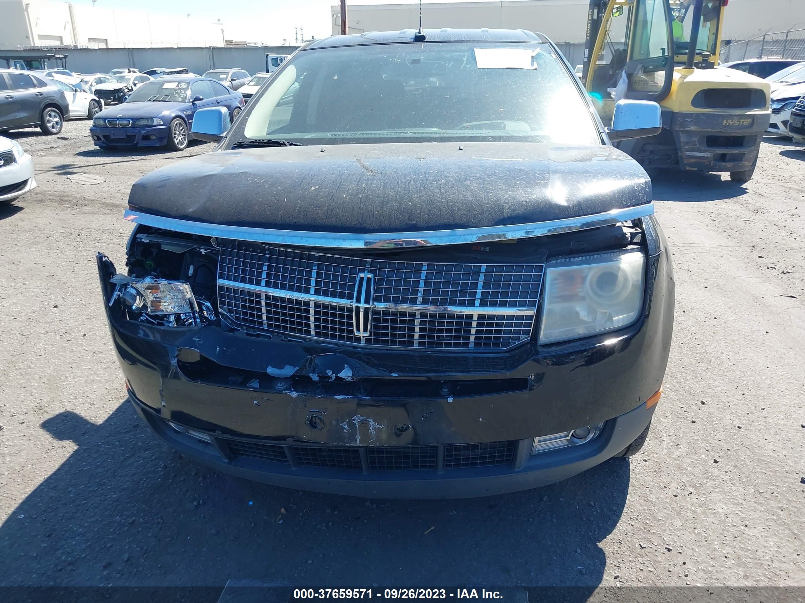 Photo 5 VIN: 2LMDU68C68BJ20581 - LINCOLN MKX 