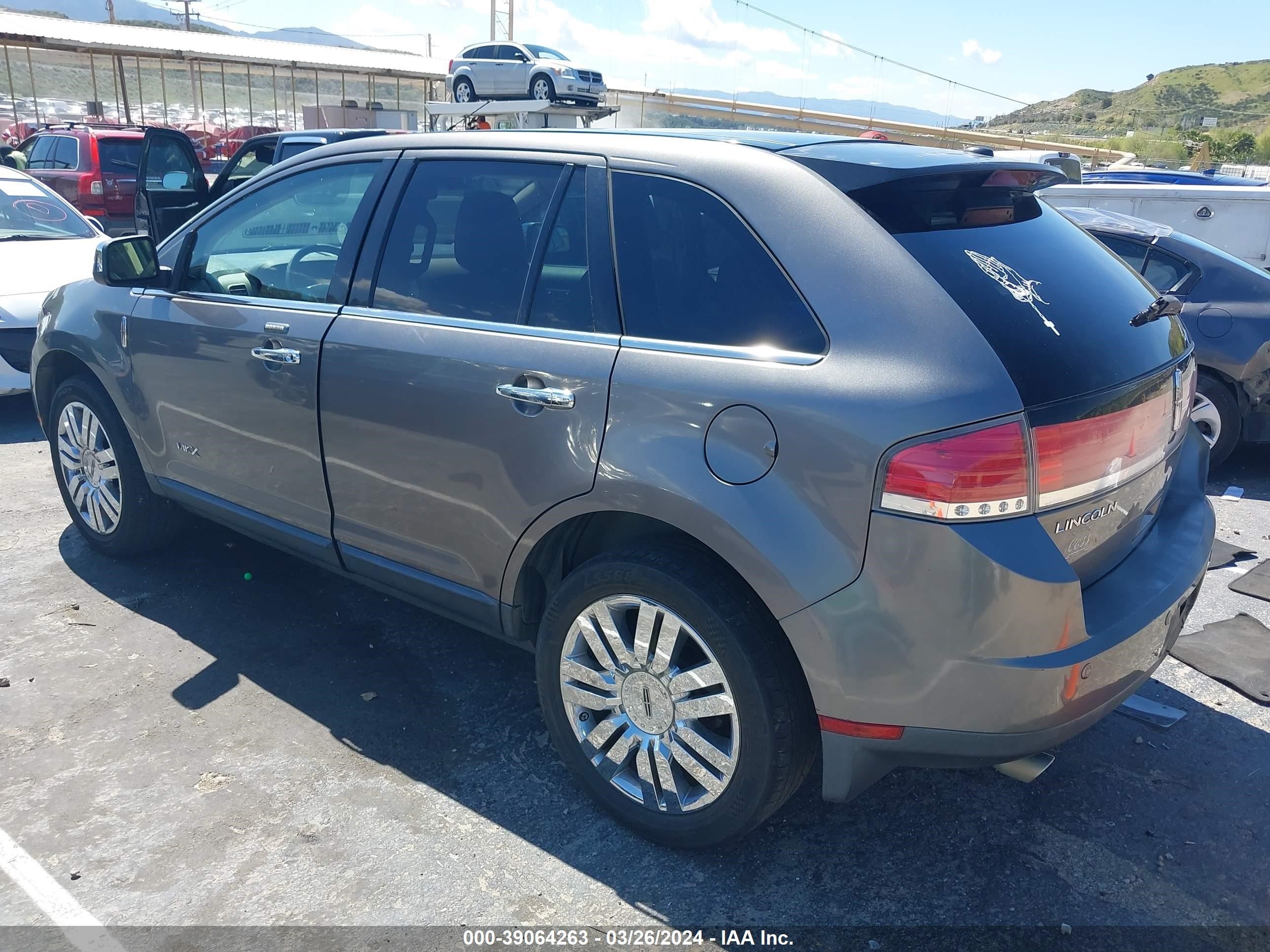 Photo 2 VIN: 2LMDU68C69BJ11333 - LINCOLN MKX 